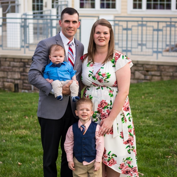 Meet your Posher, Sharon - Picture 1 of 1